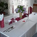 Red Deer Hotel