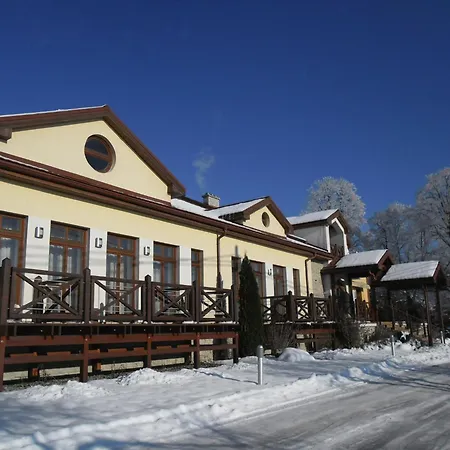 Red Deer 3* Brezno
