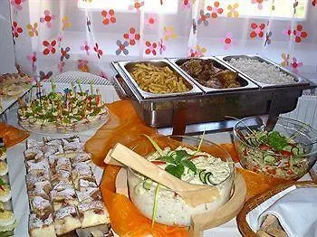 Red Deer Hotel Brezno