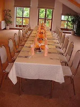 מלון Red Deer 3*